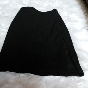 NWT banana republic, black, size 2 skirt